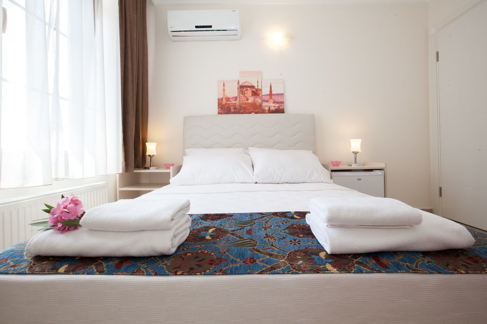 แกลลีย์ โฮเทล Hotel อิสตันบูล ภายนอก รูปภาพ